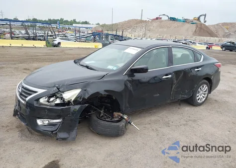 2014 Nissan Altima 2.5 S z USA, uszkodzony, nr VIN 1N4AL3AP3EC204361